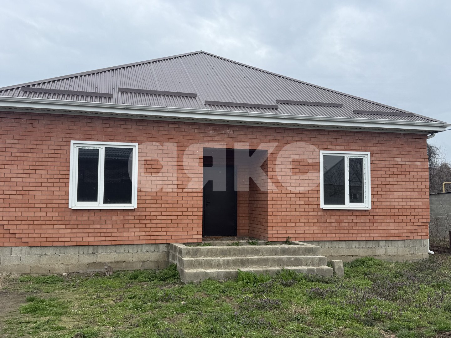 Фото №1: Дом 120 м² + 4.5 сот. - Армавир, ул. площадь Ленина