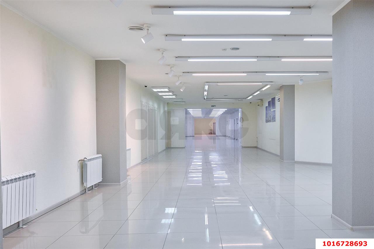 Фото №22: Коммерция 520 м² - Краснодар, мкр. Западный внутригородской округ, ул. Северная, 281