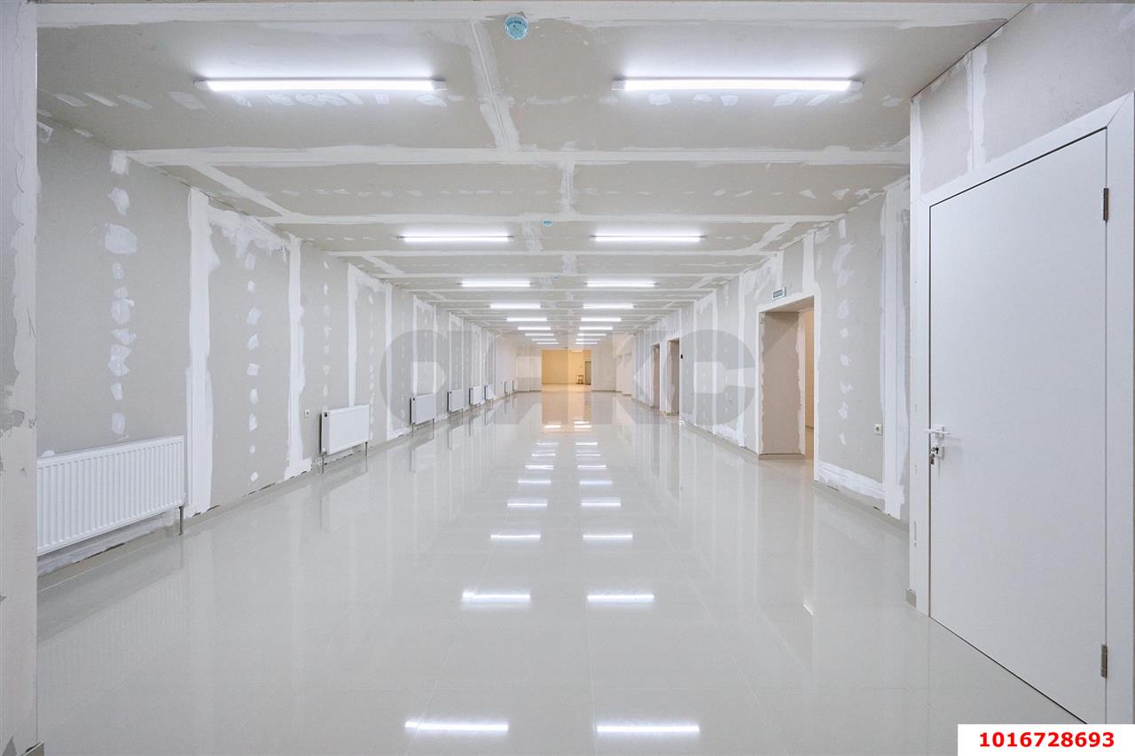 Фото №16: Коммерция 520 м² - Краснодар, мкр. Западный внутригородской округ, ул. Северная, 281