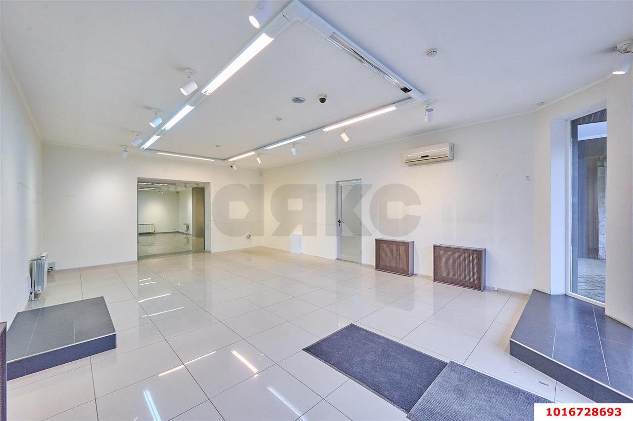 Фото №39: Коммерция 520 м² - Краснодар, мкр. Западный внутригородской округ, ул. Северная, 281