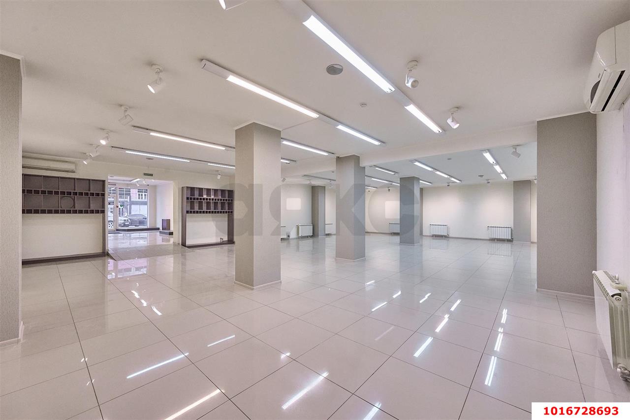 Фото №34: Коммерция 520 м² - Краснодар, мкр. Западный внутригородской округ, ул. Северная, 281