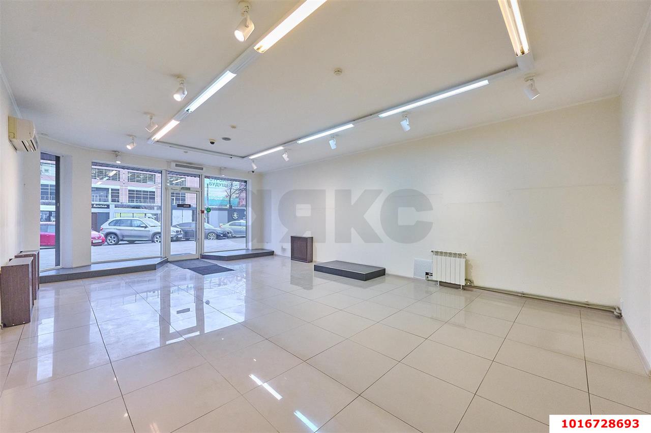 Фото №35: Коммерция 520 м² - Краснодар, мкр. Западный внутригородской округ, ул. Северная, 281