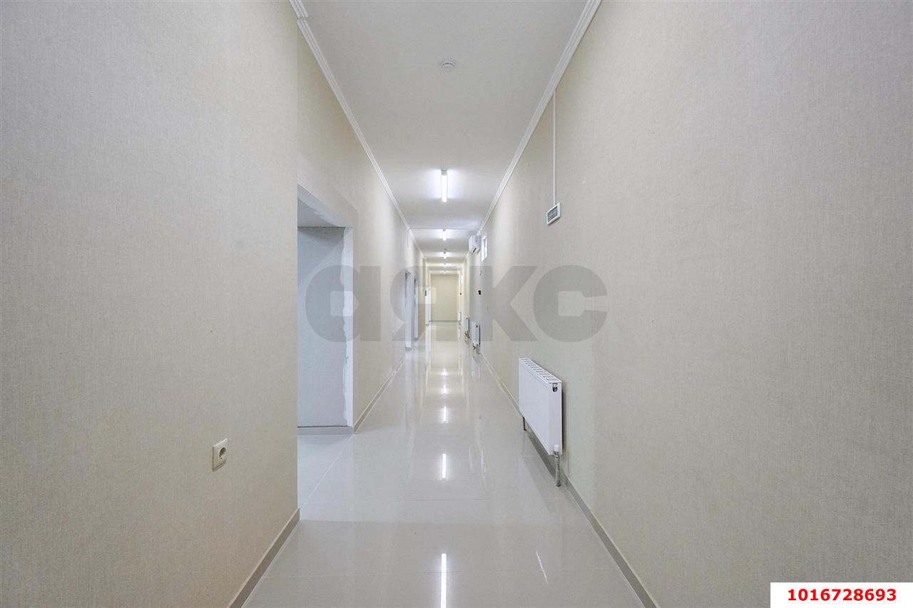 Фото №21: Коммерция 520 м² - Краснодар, мкр. Западный внутригородской округ, ул. Северная, 281