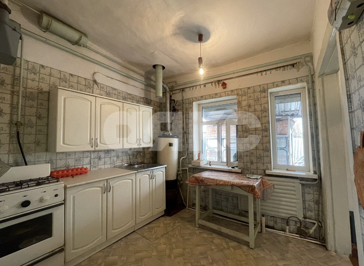 Фото №3: Часть дома 35 м² + 3.2 сот. - Майкоп, мкр. Привокзальный, ул. Хакурате