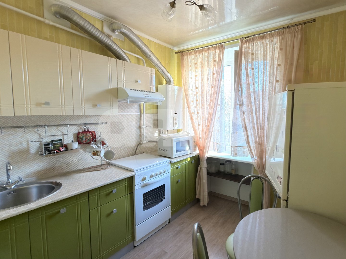 Фото №2: 2-комнатная квартира 44 м² - Воскресенск, мкр. Центральный, ул. Менделеева, 12