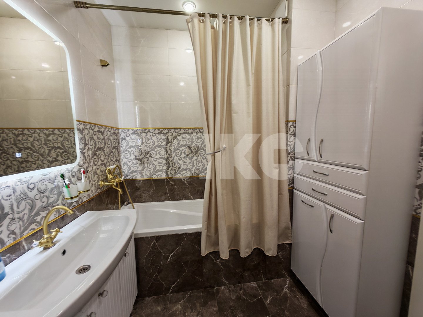 Фото №17: 3-комнатная квартира 76 м² - Тула, Привокзальный территориальный округ, Петровский квартал, Привокзальный территориальный округ, мкр. Петровский квартал, ул. Ивана Бунина, 7