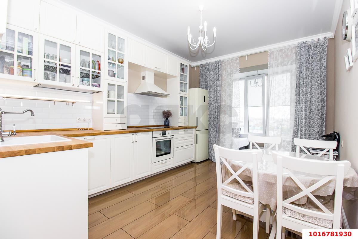 Фото №1: 1-комнатная квартира 50 м² - Краснодар, Западный внутригородской округ, мкр. Фестивальный, ул. Морская, 49