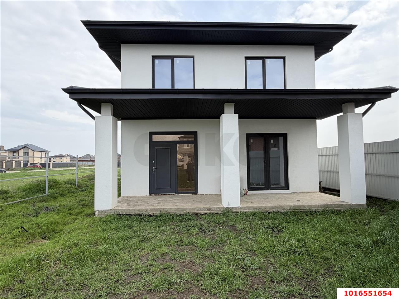 Фото №5: Дом 168 м² + 4 сот. - Краснодар, Прикубанский внутригородской округ, п. коттеджный  Зелёная Долина, ул. Гасконская