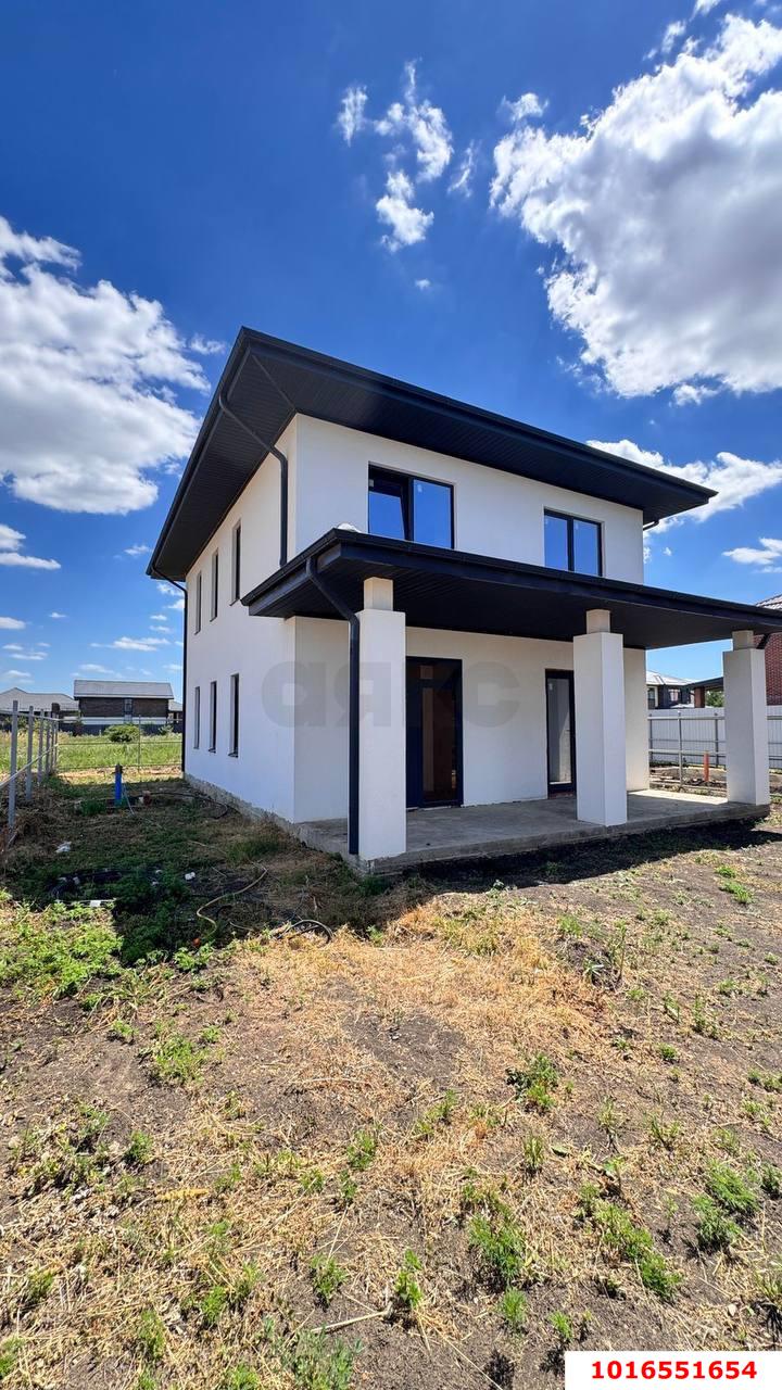 Фото №1: Дом 168 м² + 4 сот. - Краснодар, Прикубанский внутригородской округ, п. коттеджный  Зелёная Долина, ул. Гасконская