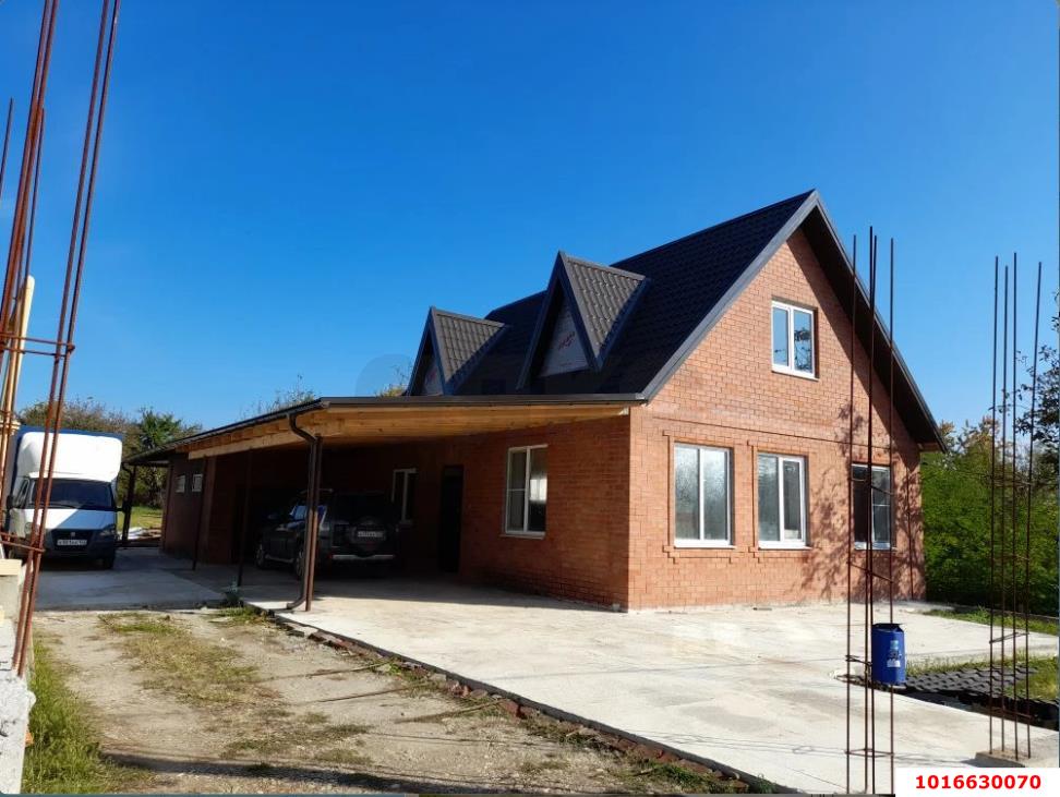 Фото №1: Дом 119 м² + 13 сот. - Смоленская, ул. Водопойная, 35А