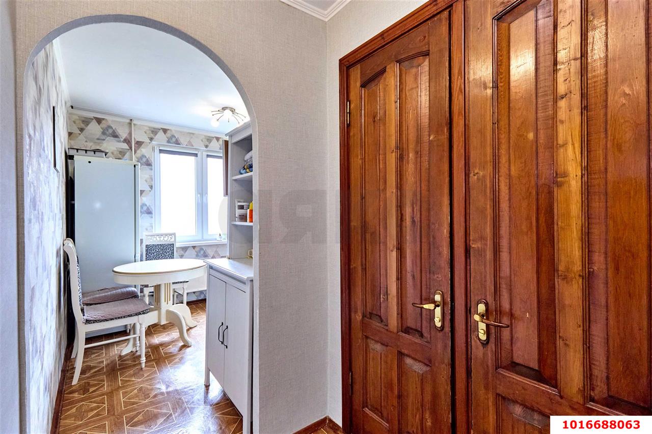 Фото №13: 2-комнатная квартира 48 м² - Краснодар, Западный внутригородской округ, мкр. Юбилейный, пр-кт Чекистов, 8