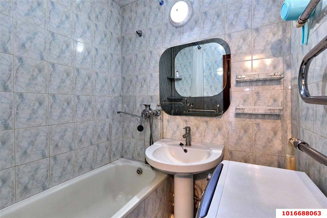 Фото №8: 2-комнатная квартира 48 м² - Краснодар, Западный внутригородской округ, мкр. Юбилейный, пр-кт Чекистов, 8