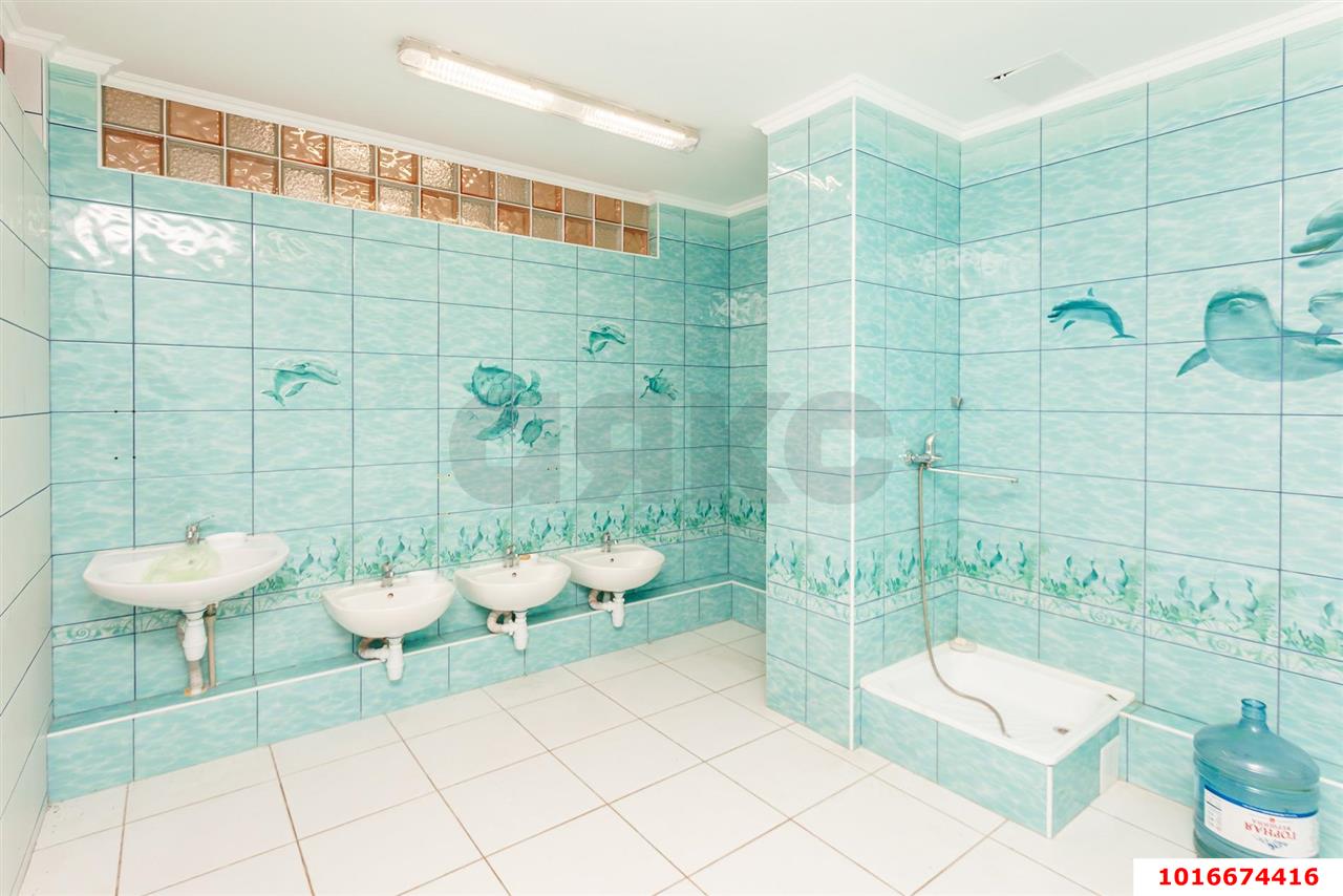 Фото №14: Коммерция 248 м² - Краснодар, Западный внутригородской округ, Фестивальный, мкр. жилой комплекс Триумф, ул. имени П.М. Гаврилова, 27