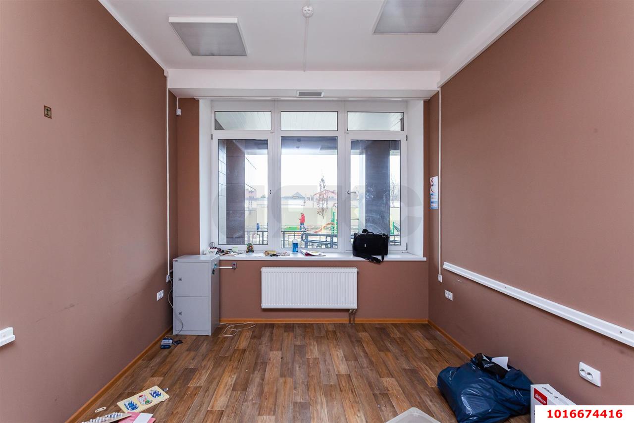 Фото №13: Коммерция 248 м² - Краснодар, Западный внутригородской округ, Фестивальный, мкр. жилой комплекс Триумф, ул. имени П.М. Гаврилова, 27