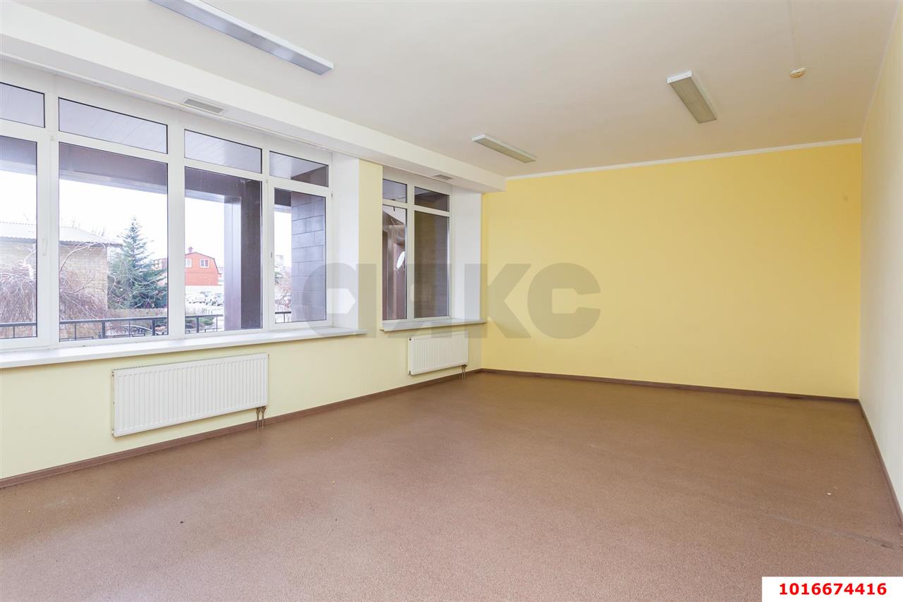 Фото №5: Коммерция 248 м² - Краснодар, Западный внутригородской округ, Фестивальный, мкр. жилой комплекс Триумф, ул. имени П.М. Гаврилова, 27