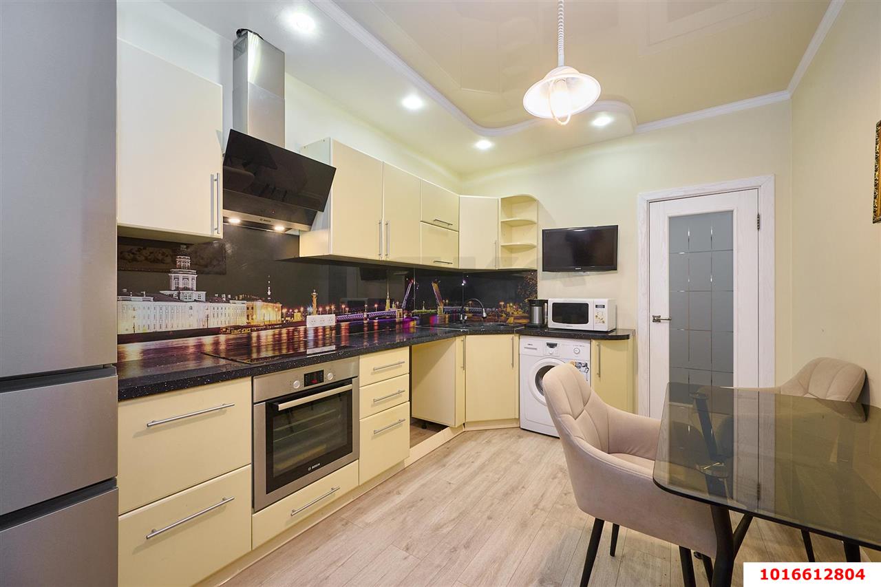 Фото №1: 2-комнатная квартира 85 м² - Краснодар, Завод Радиоизмерительных Приборов, Калинино, имени Петра Метальникова, жилой комплекс Жилой Квартал, мкр. Прикубанский внутригородской округ, ул. Ивана Рослого, 18к3