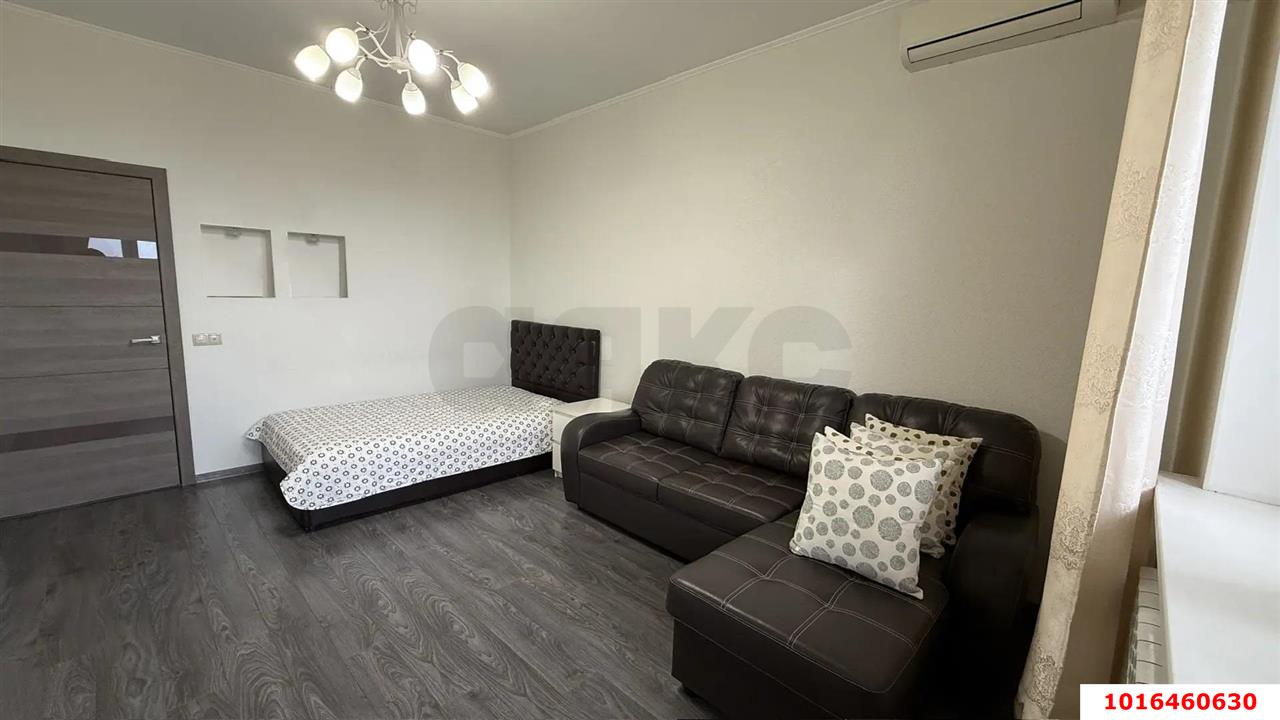 Фото №1: 1-комнатная квартира 47 м² - Краснодар, Прикубанский внутригородской округ, ЖК Валентина, мкр. 9-й километр, ул. Можайского, 55