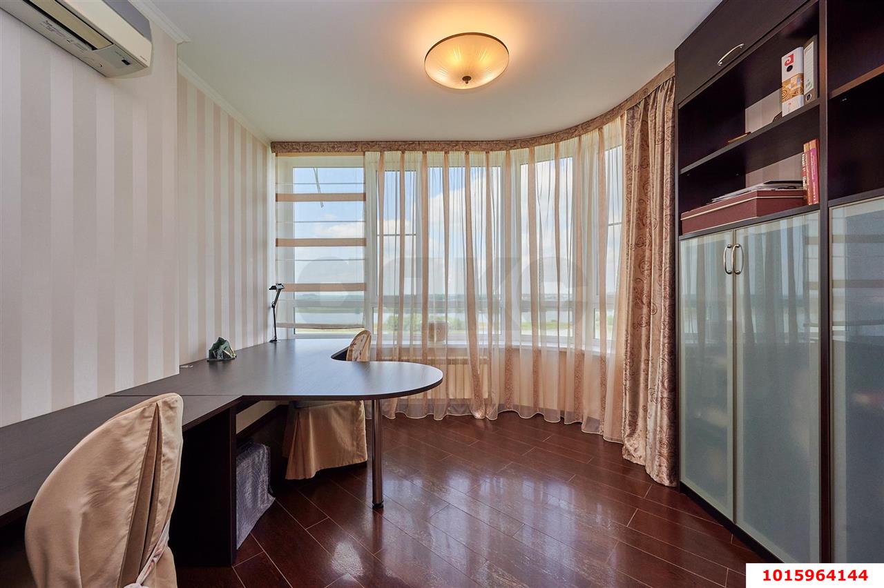 Фото №3: 3-комнатная квартира 128 м² - Краснодар, ЖК Новый Город, Западный внутригородской округ, жилой комплекс Новый Город, мкр. Юбилейный, б-р Клары Лучко, 14к3