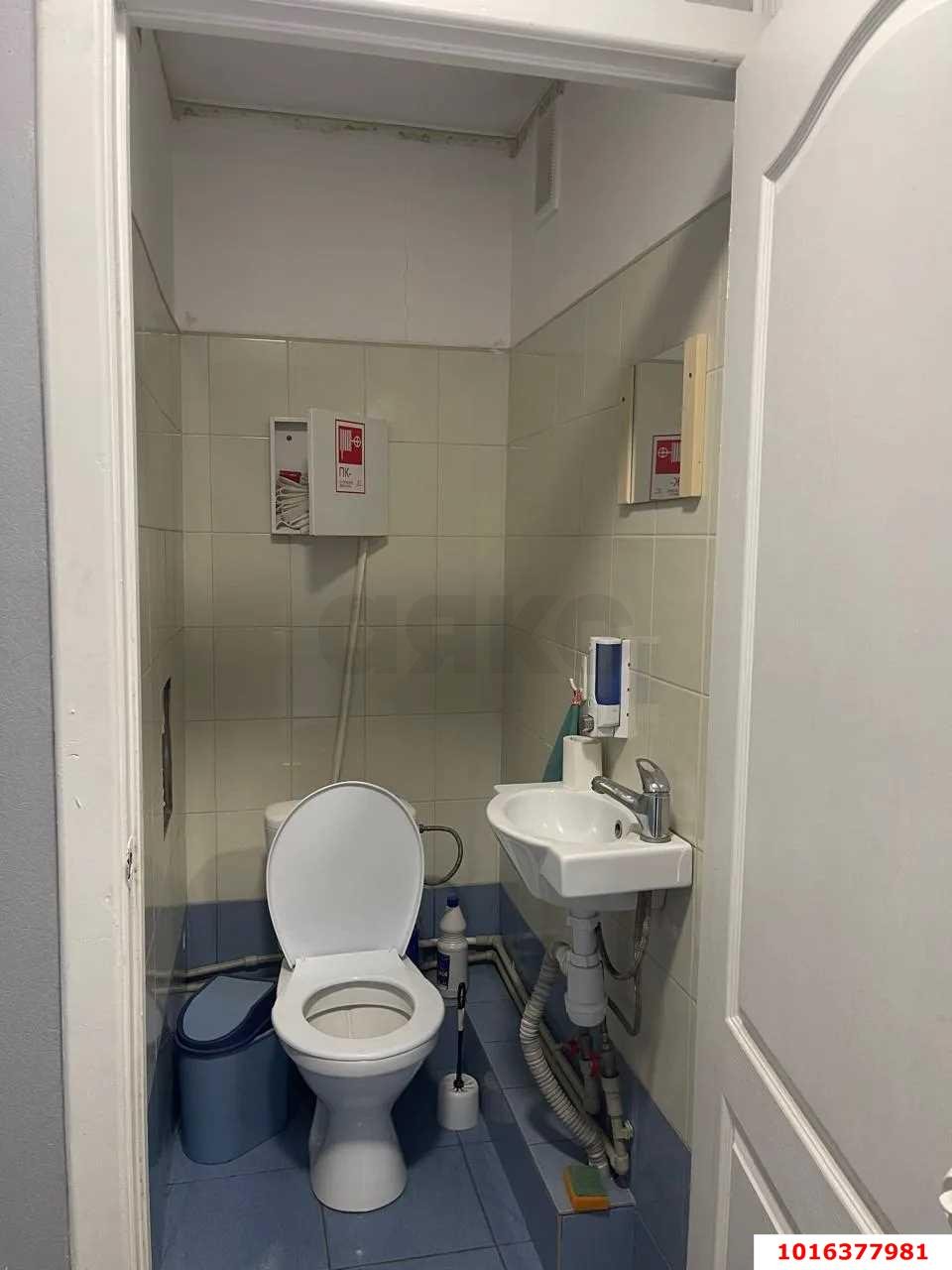 Фото №9: Коммерция 60 м² - Краснодар, Прикубанский внутригородской округ, мкр. Московский, ул. Карякина, 22