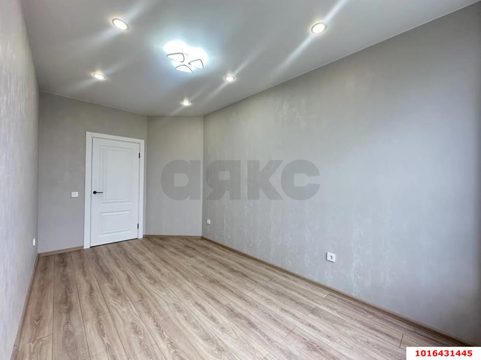 Фото №1: 1-комнатная квартира 28 м² - Яблоновский, мкр. жилой комплекс Портрет, ул. Луговая, 7А