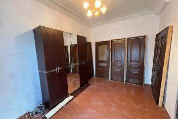 Фото №2: 3-комнатная квартира 59 м² - Краснодар, мкр. Центральный, ул. Чапаева, 109