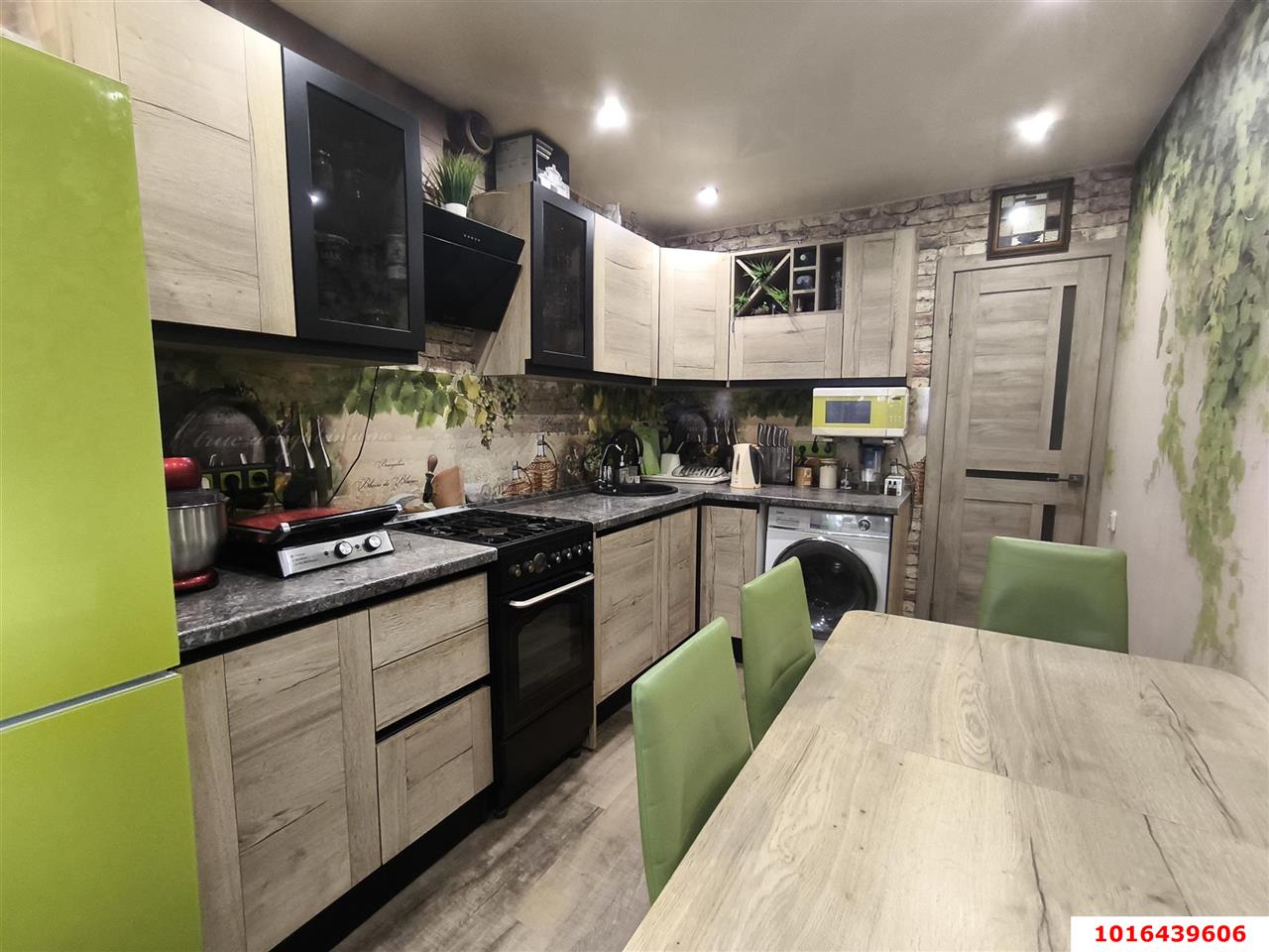 Фото №1: 2-комнатная квартира 46 м² - Краснодар, Карасунский внутригородской округ, мкр. Черёмушки, ул. Старокубанская, 125