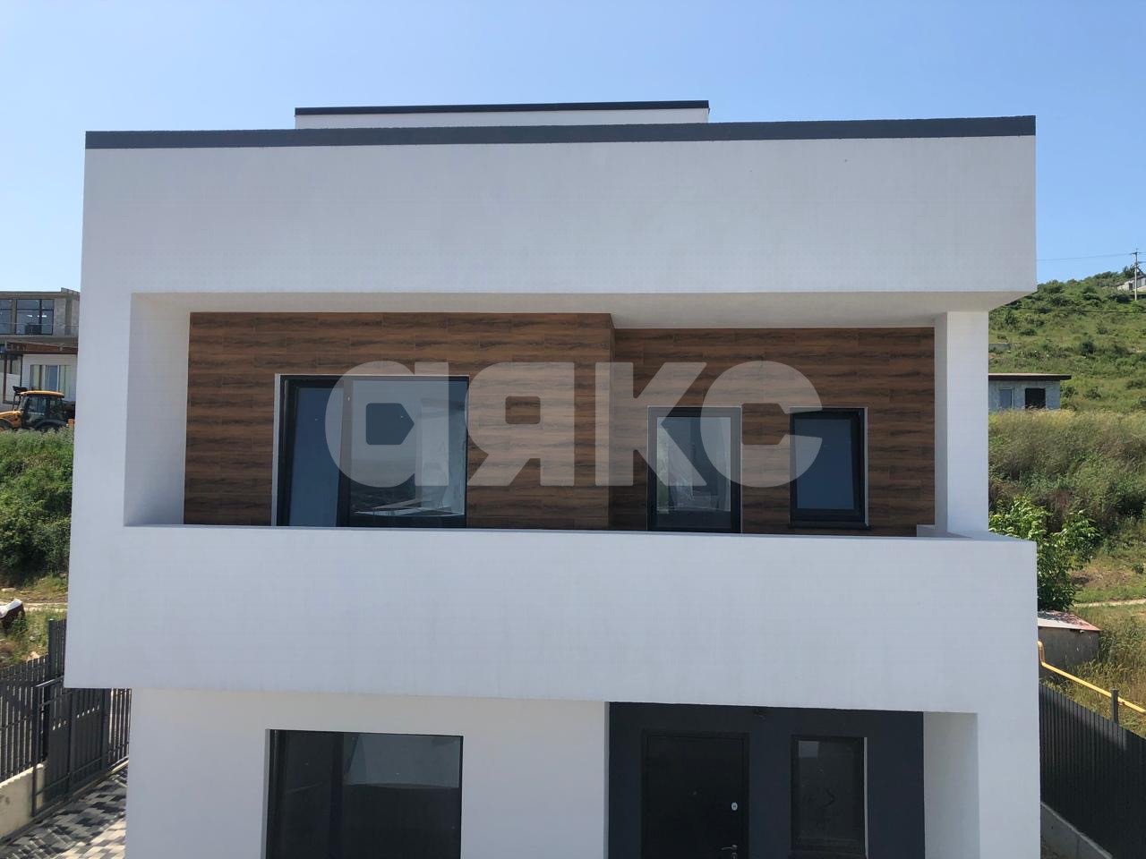 Фото №1: Дом 193 м² + 3.3 сот. - Супсех, ул. Николая Старшинова, 123