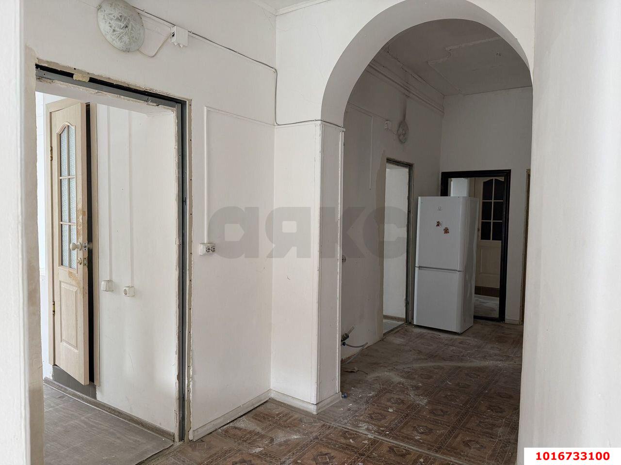 Фото №7: Дом 270 м² + 3 сот. - Краснодар, Сельскохозяйственный Институт, мкр. Западный внутригородской округ, ул. Урицкого, 87