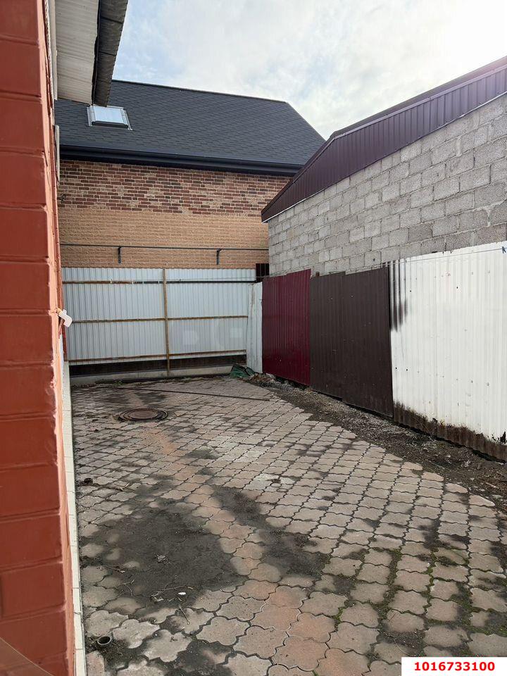 Фото №4: Дом 270 м² + 3 сот. - Краснодар, Сельскохозяйственный Институт, мкр. Западный внутригородской округ, ул. Урицкого, 87