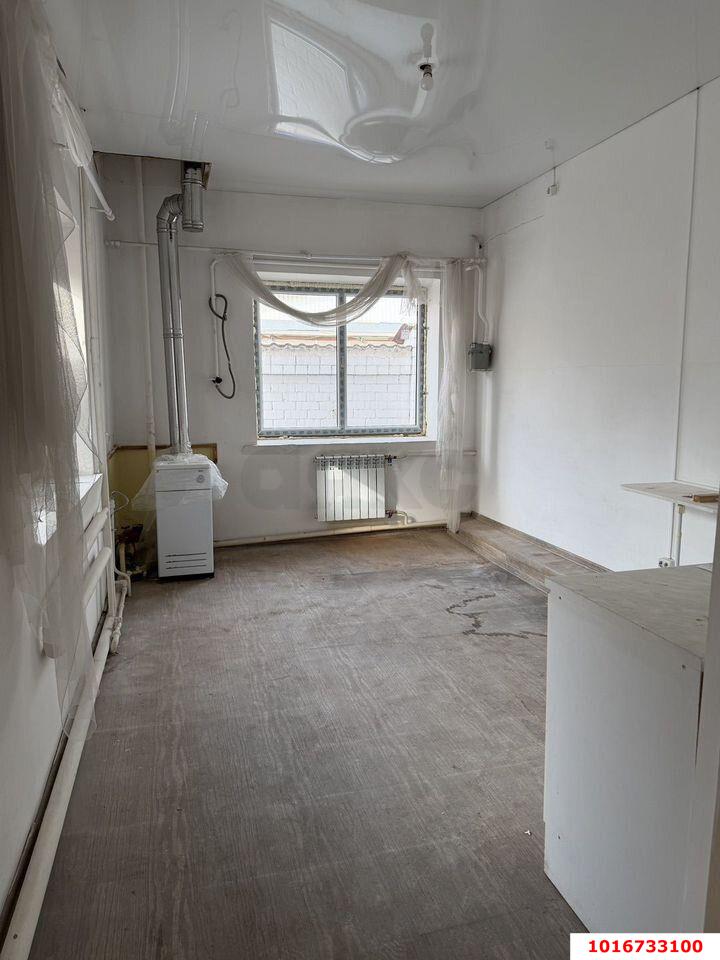 Фото №9: Дом 270 м² + 3 сот. - Краснодар, Сельскохозяйственный Институт, мкр. Западный внутригородской округ, ул. Урицкого, 87