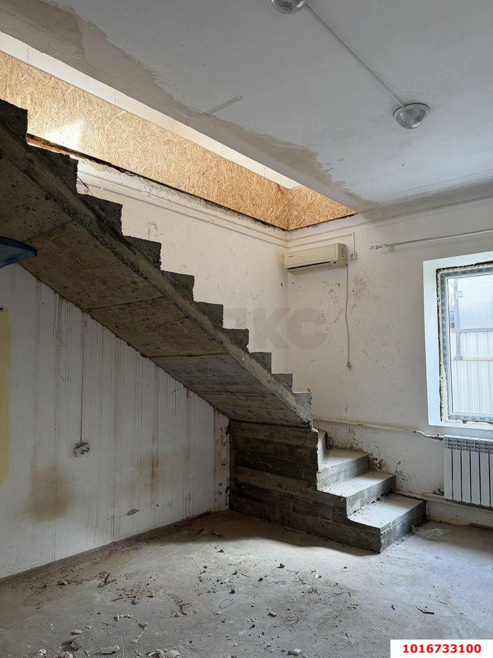 Фото №17: Дом 270 м² + 3 сот. - Краснодар, Сельскохозяйственный Институт, мкр. Западный внутригородской округ, ул. Урицкого, 87