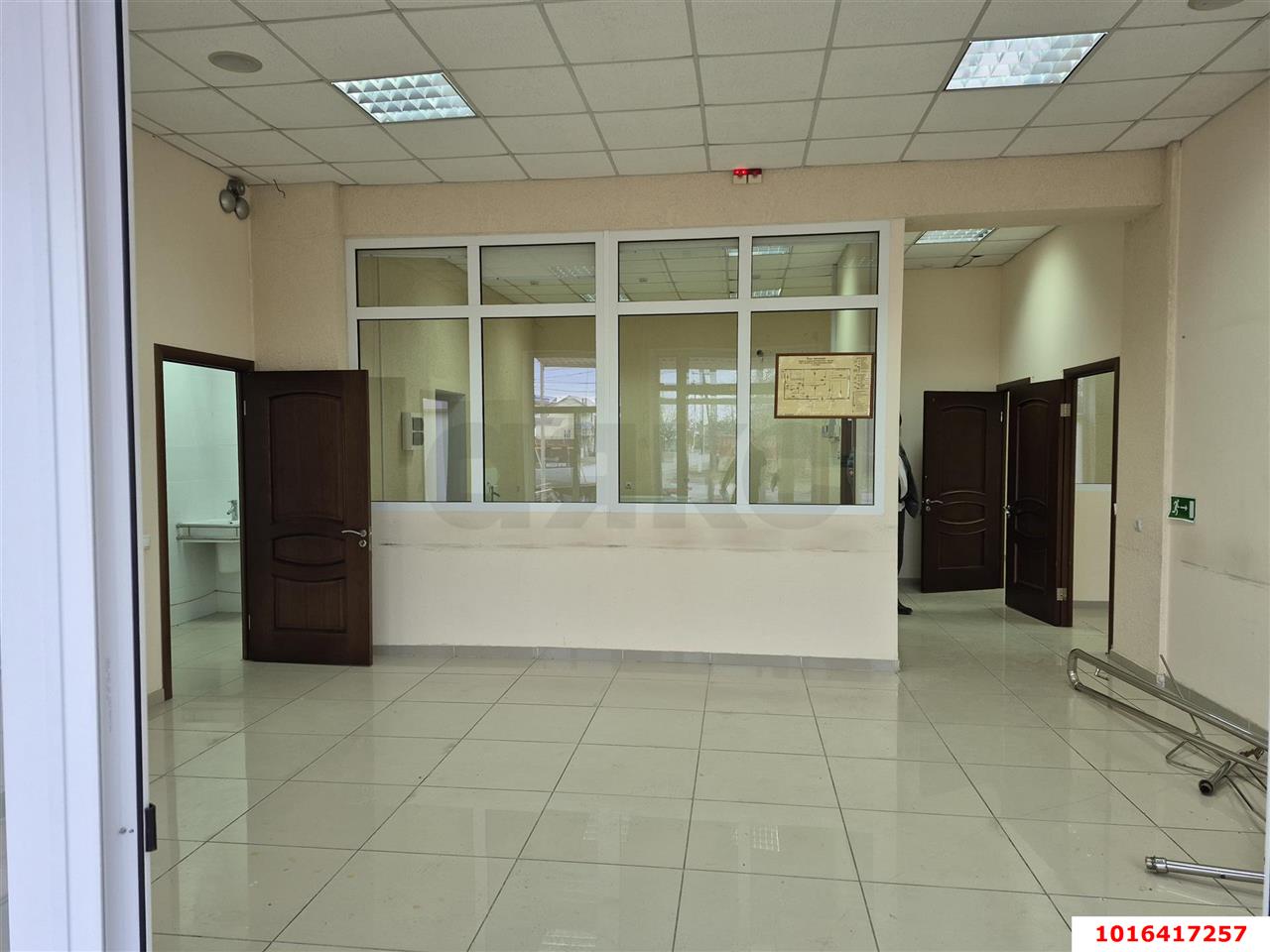 Фото №11: Коммерция 214 м² - Усть-Лабинск, мкр. Вольная, ул. Красноармейская, 568А