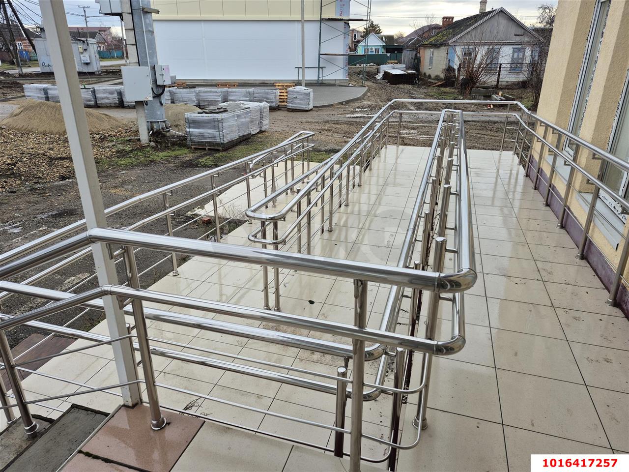 Фото №10: Коммерция 214 м² - Усть-Лабинск, мкр. Вольная, ул. Красноармейская, 568А