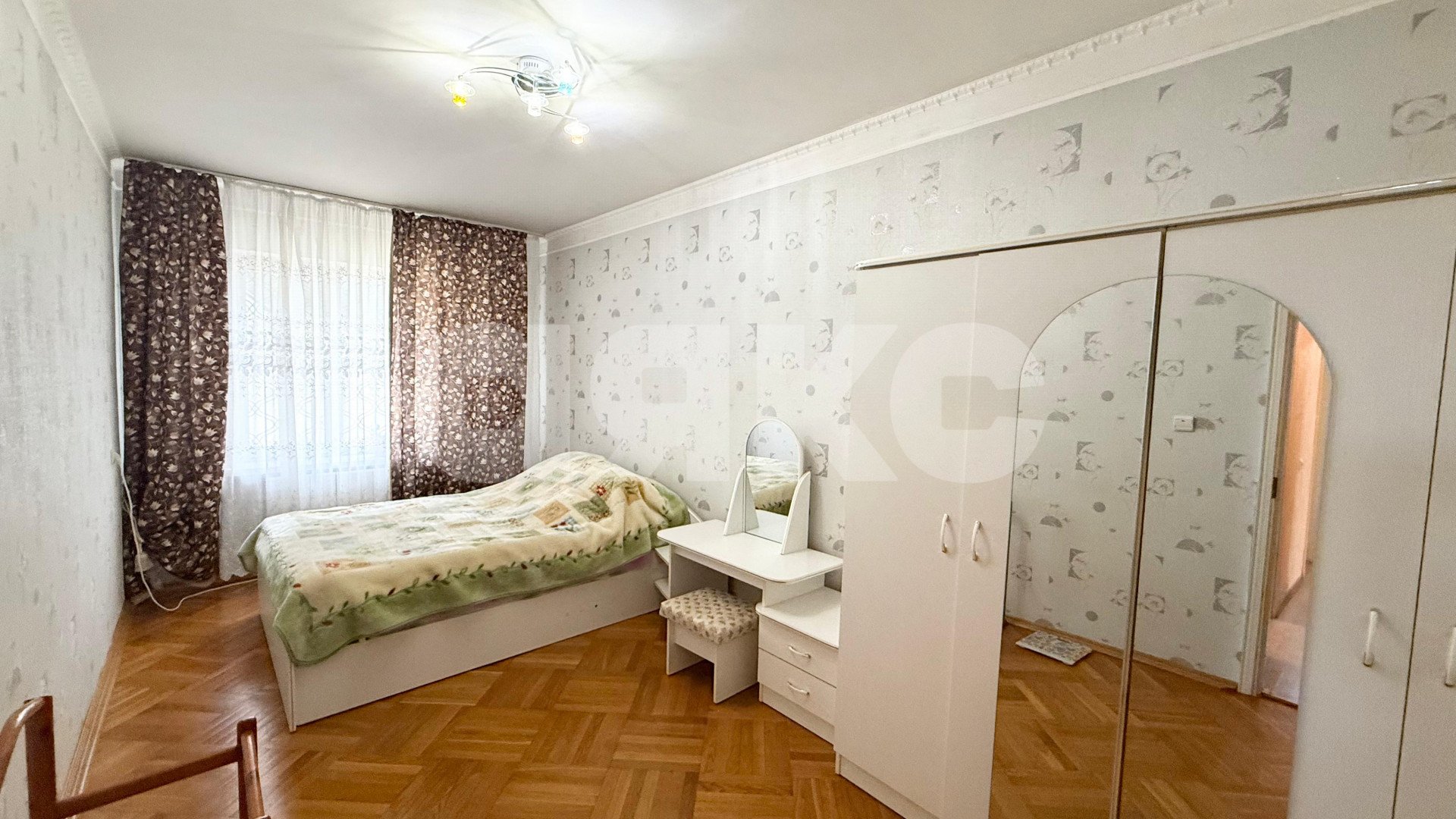 Фото №3: Дом 300 м² + 3.5 сот. - Анапа, ул. Трудящихся, 24