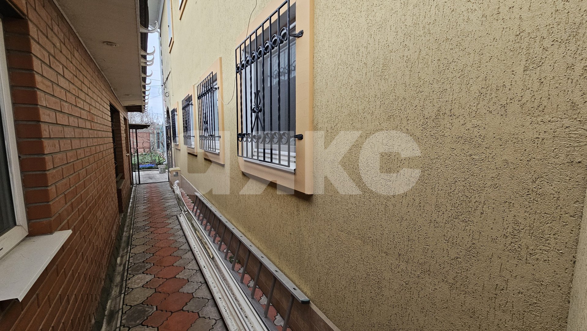 Фото №5: Дом 198 м² + 6 сот. - Мариуполь, Приморский, п. Моряков, ул. Очаковская, 72