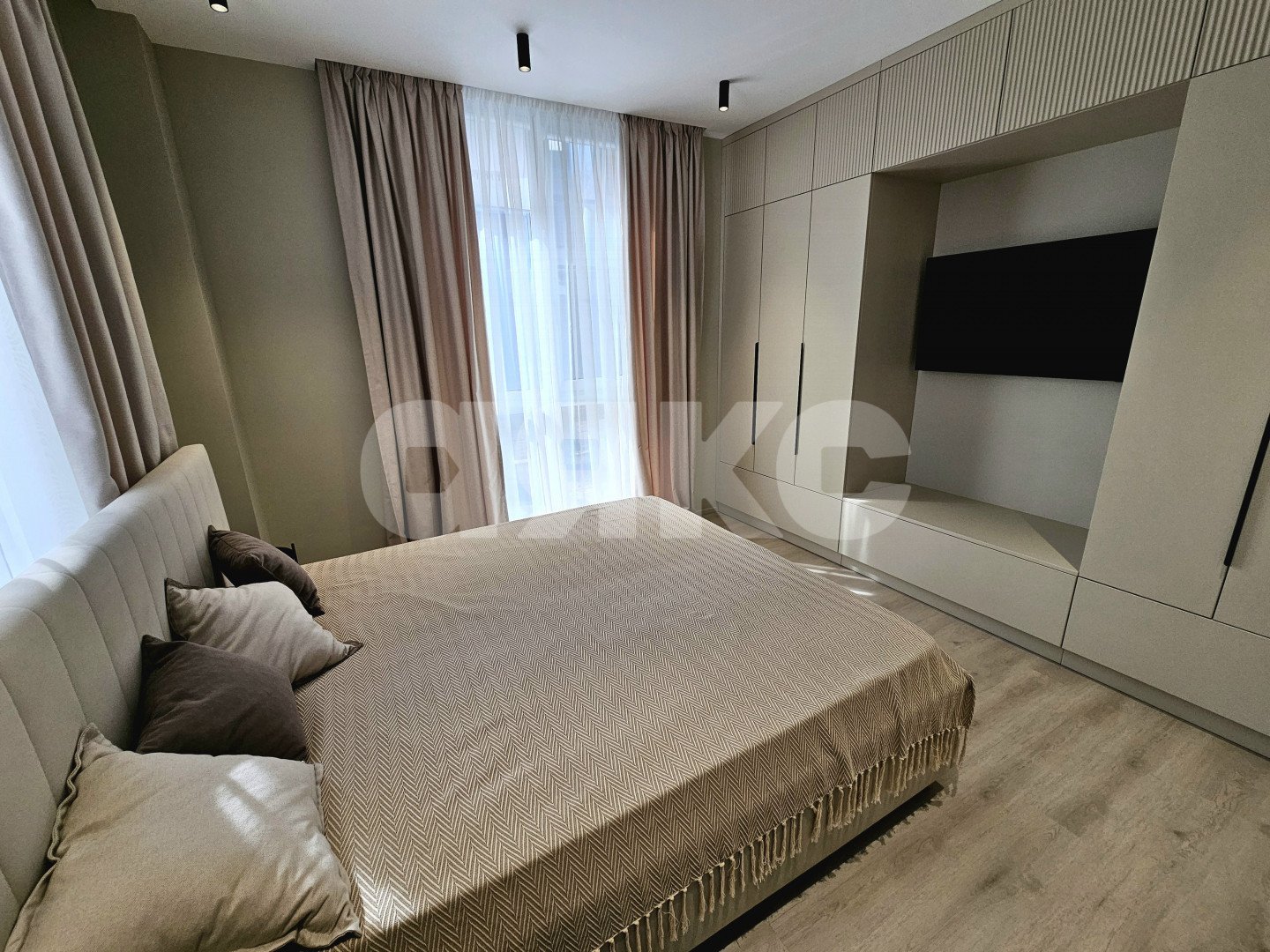 Фото №3: Апартаменты 32 м² - Орёл-Изумруд, Адлерский, мкр. жилой комплекс Дыхание, ул. Малиновая, 3Б/2