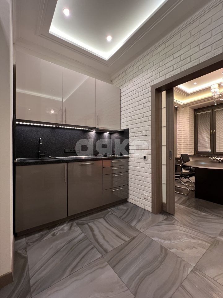 Фото №5: Коммерция 107 м² - Москва, ул. Тверская, 6с3