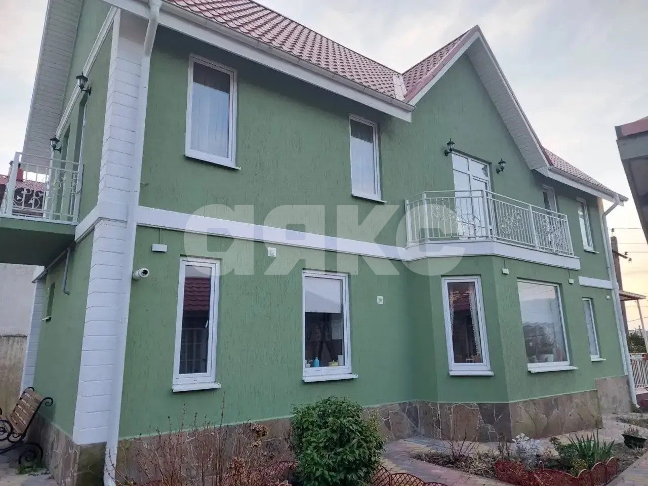 Фото №1: Дом 152 м² + 400 сот. - Верхний Юрт, р. Хостинский, ул. Абовяна, 60А