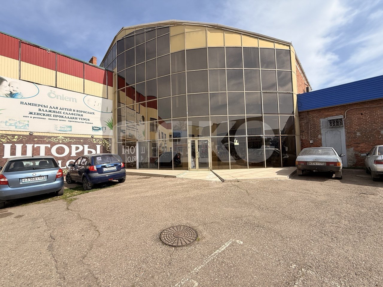 Фото №1: Коммерция 714 м² - Кореновск, мкр. 2-й квартал, ул. Красная, 57