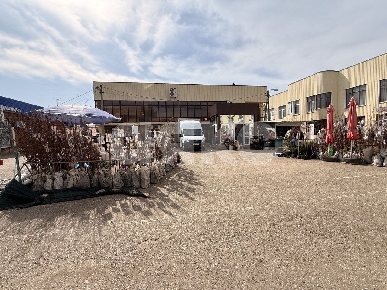 Фото №5: Коммерция 714 м² - Кореновск, мкр. 2-й квартал, ул. Красная, 57