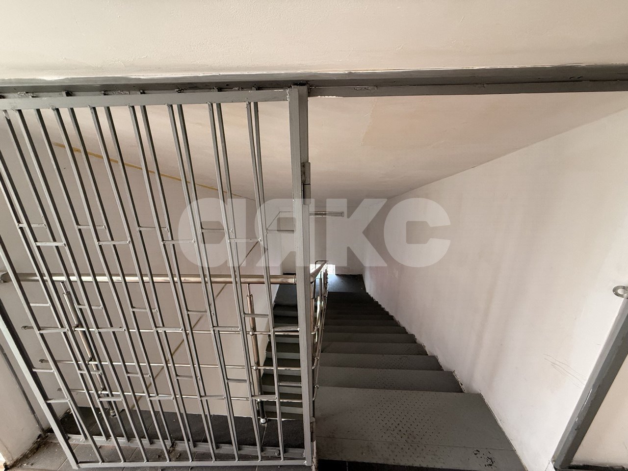 Фото №20: Коммерция 714 м² - Кореновск, мкр. 2-й квартал, ул. Красная, 57