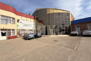 Фото №2: Коммерция 714 м² - Кореновск, мкр. 2-й квартал, ул. Красная, 57