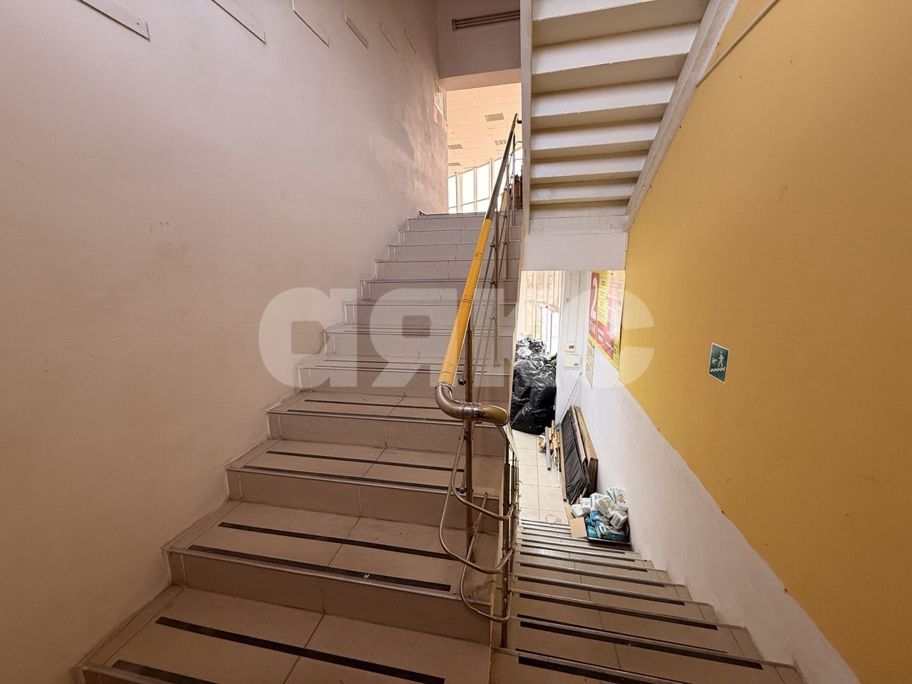 Фото №13: Коммерция 714 м² - Кореновск, мкр. 2-й квартал, ул. Красная, 57