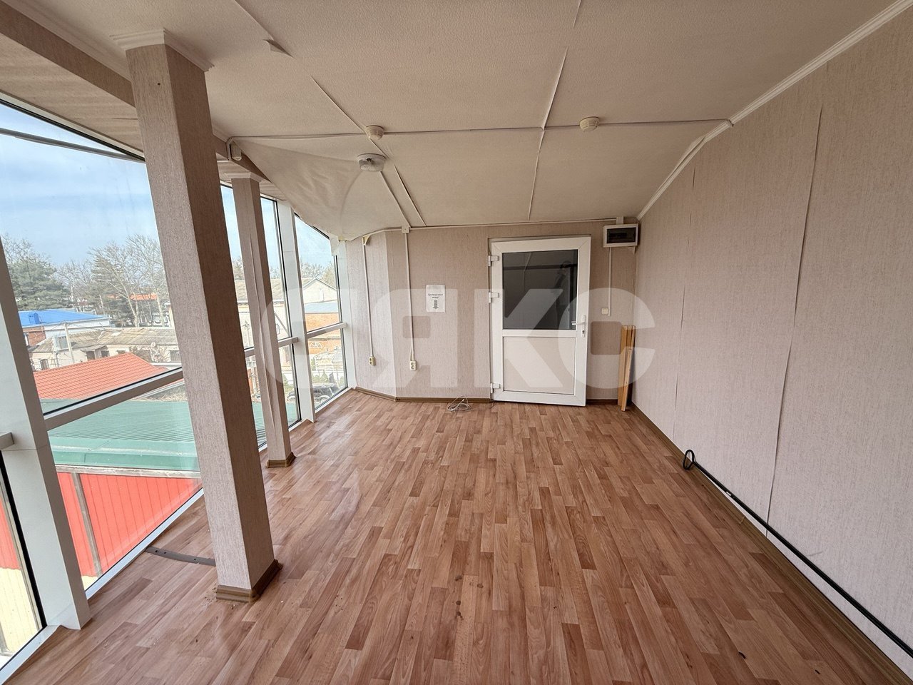 Фото №24: Коммерция 714 м² - Кореновск, мкр. 2-й квартал, ул. Красная, 57