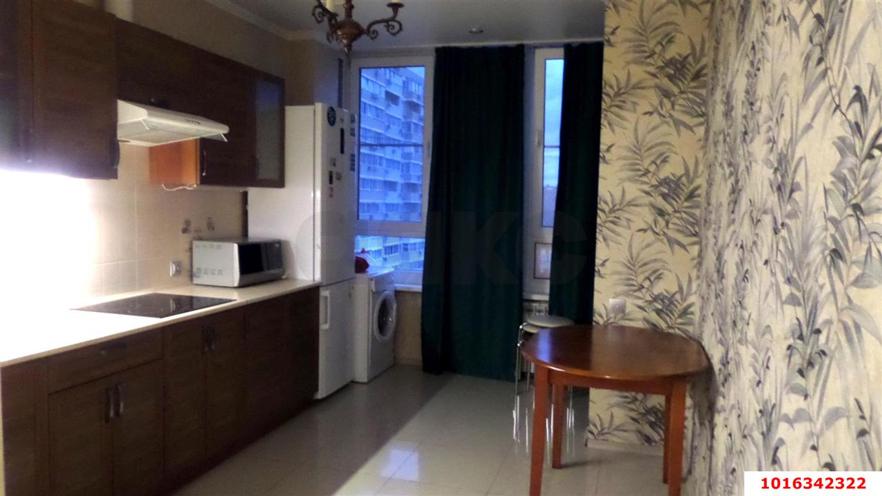 Фото №1: 1-комнатная квартира 37 м² - Краснодар, Карасунский внутригородской округ, мкр. Черёмушки, ул. Селезнёва, 4/5