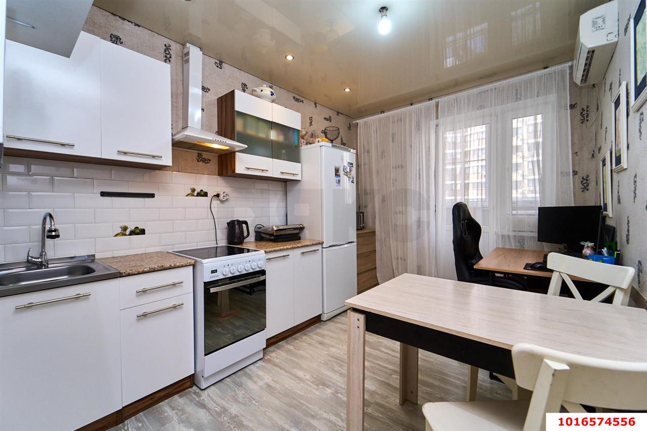 Фото №1: 1-комнатная квартира 33 м² - Краснодар, Прикубанский внутригородской округ, имени Петра Метальникова, мкр. жилой комплекс Инсити, ул. Евгении Жигуленко, 11/2