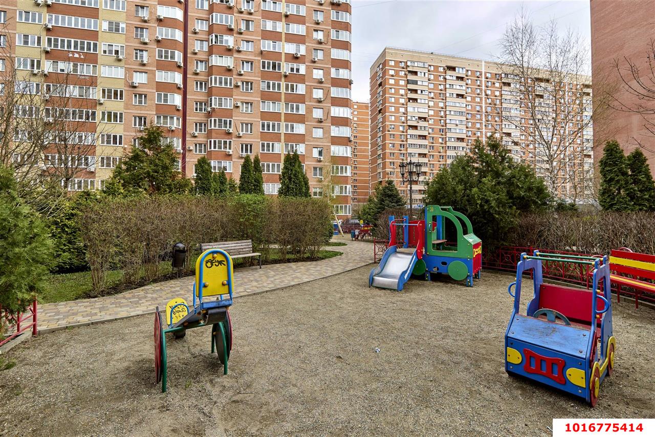 Фото №13: 1-комнатная квартира 41 м² - Краснодар, ЖК Керченский, Прикубанский внутригородской округ, Панорама, мкр. жилой комплекс Керченский, ул. им. Героя Сарабеева В.И., 5/4