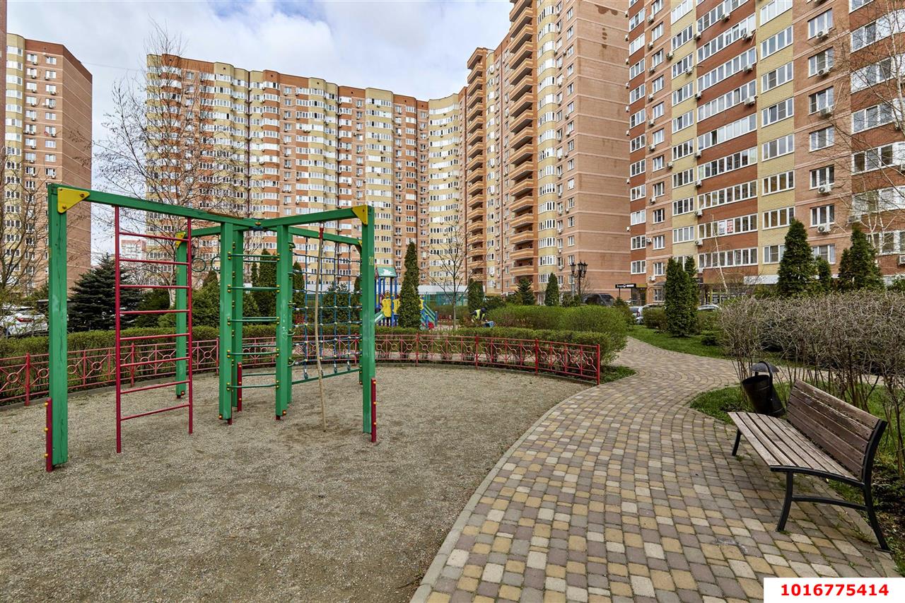 Фото №14: 1-комнатная квартира 41 м² - Краснодар, ЖК Керченский, Прикубанский внутригородской округ, Панорама, мкр. жилой комплекс Керченский, ул. им. Героя Сарабеева В.И., 5/4