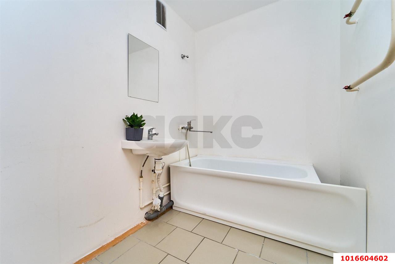 Фото №4: 2-комнатная квартира 64 м² - Краснодар, мкр. Прикубанский внутригородской округ, ул. Дубравная, 17