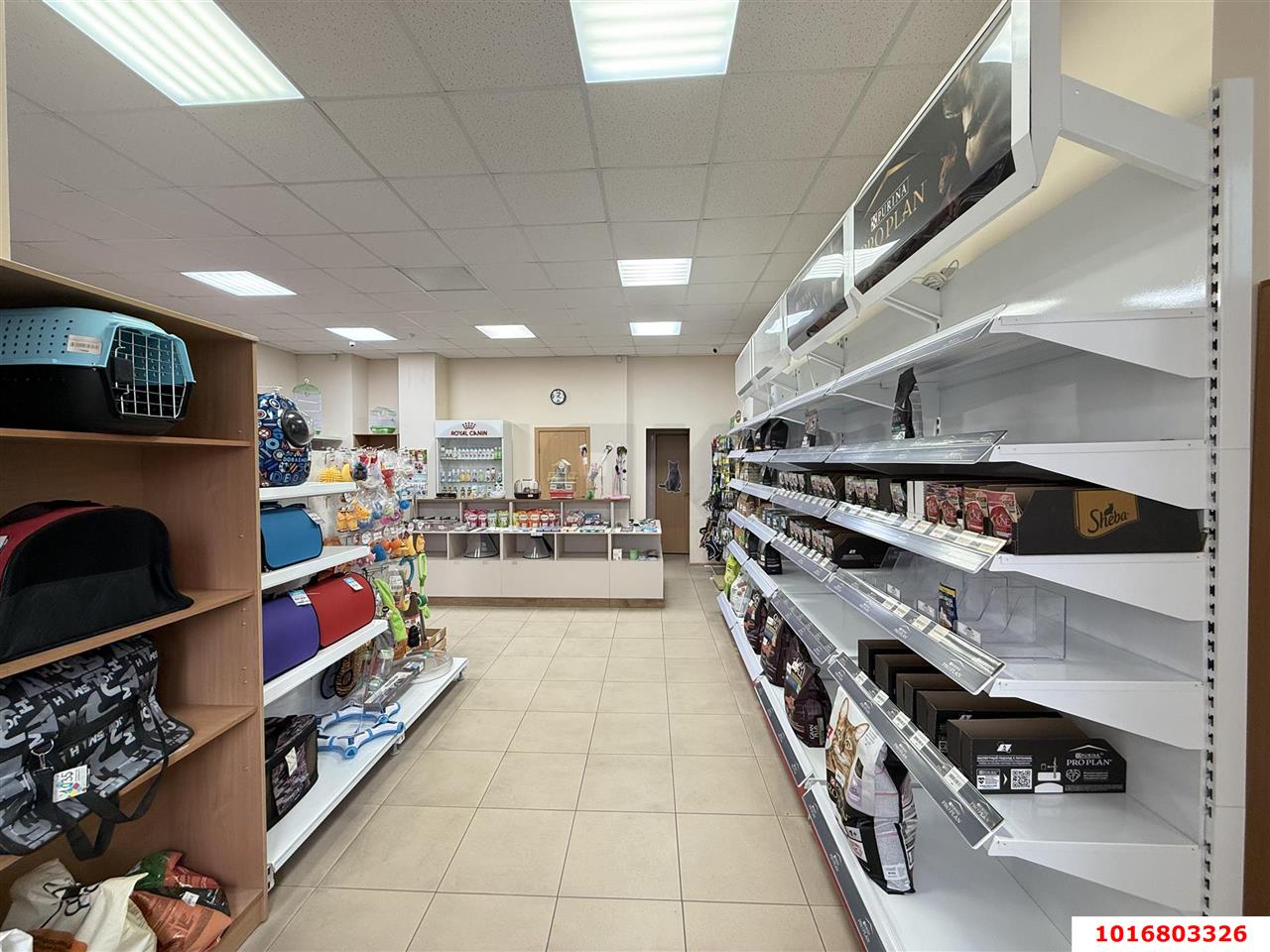 Фото №5: Торговое помещение 122 м² - Краснодар, Западный внутригородской округ, ЖК Новый Город, мкр. Юбилейный, б-р Клары Лучко, 6